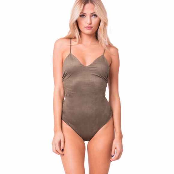 Cute suede bodysuit top - Picture 3 of 7